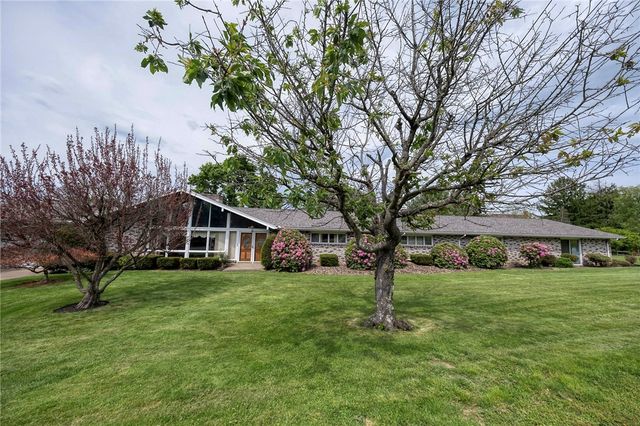 145 Oakhill, Center Twp, PA 15001