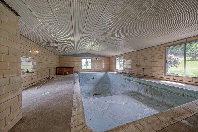 145 Oakhill, Center Twp, PA 15001