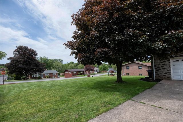 145 Oakhill, Center Twp, PA 15001