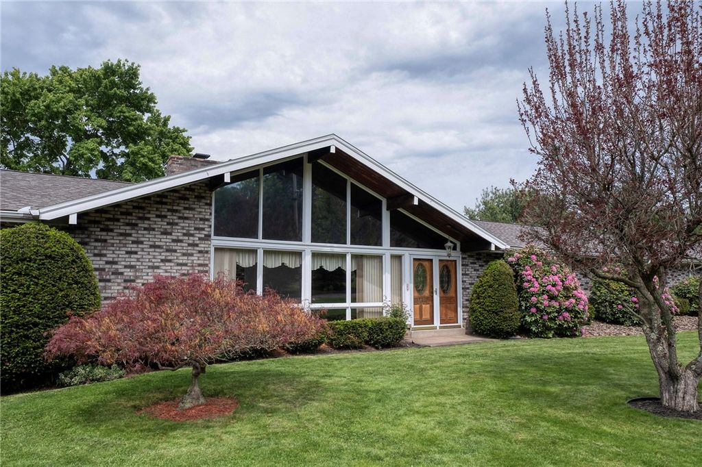 145 Oakhill, Center Twp, PA 15001