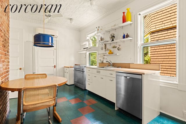 674 E 24th Street, New York City, NY 11210