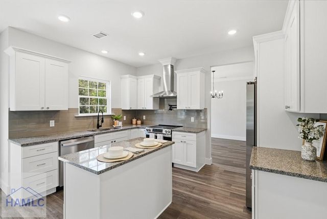 65 Plantation Road, Midway, GA 31320