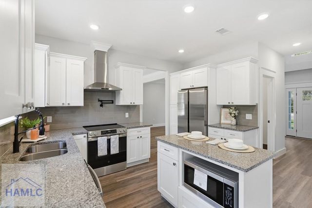 65 Plantation Road, Midway, GA 31320