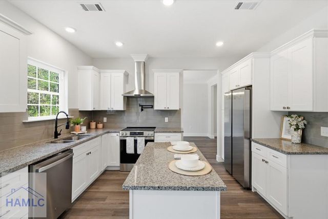 65 Plantation Road, Midway, GA 31320