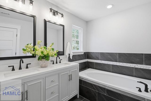 65 Plantation Road, Midway, GA 31320