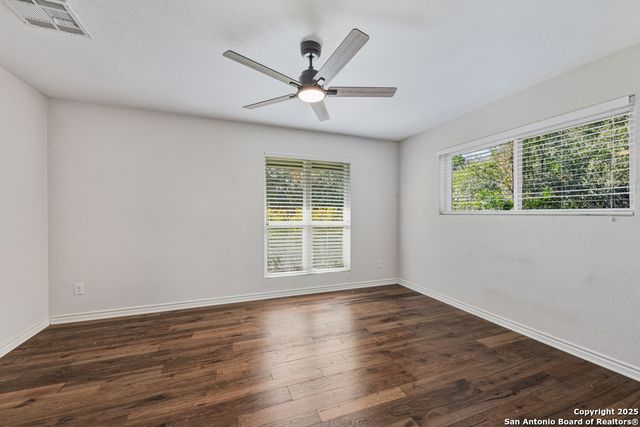 21 Royal Crest, New Braunfels, TX 78130