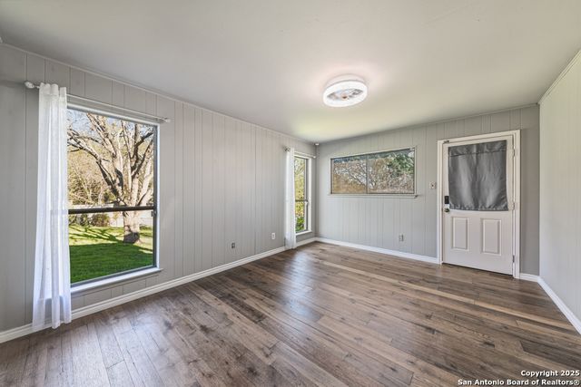 21 Royal Crest, New Braunfels, TX 78130