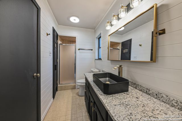 21 Royal Crest, New Braunfels, TX 78130