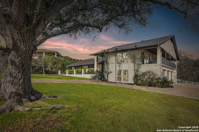 21 Royal Crest, New Braunfels, TX 78130