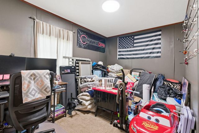 415 L E Junction Road, Winchester, KY 40391