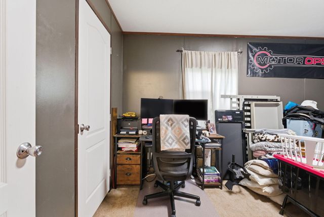 415 L E Junction Road, Winchester, KY 40391