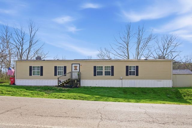 415 L E Junction Road, Winchester, KY 40391