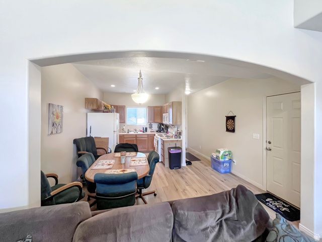 5246 W COOL WATER WAY, West Jordan, UT 84081