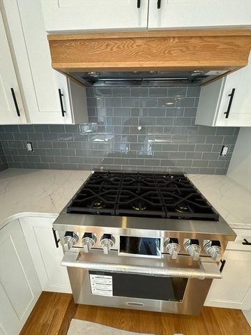 35 Shuttleworth, Dedham, MA 02026