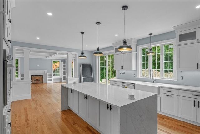 35 Shuttleworth, Dedham, MA 02026