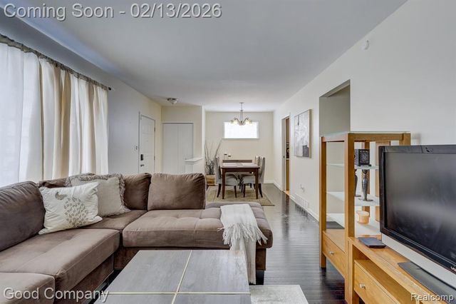 2863 Columbia Road, Berkley, MI 48072