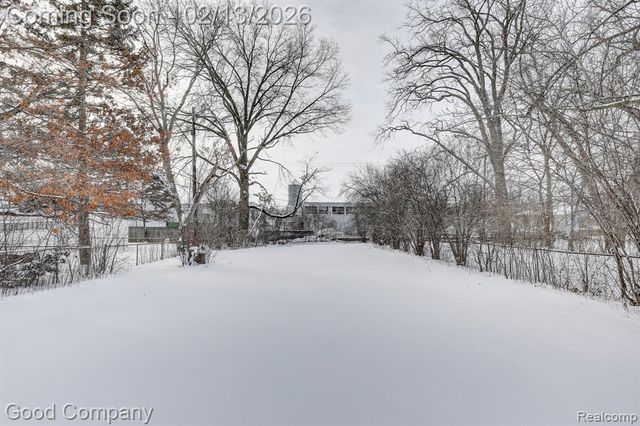 2863 Columbia Road, Berkley, MI 48072