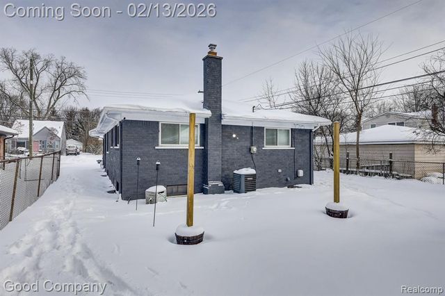 2863 Columbia Road, Berkley, MI 48072