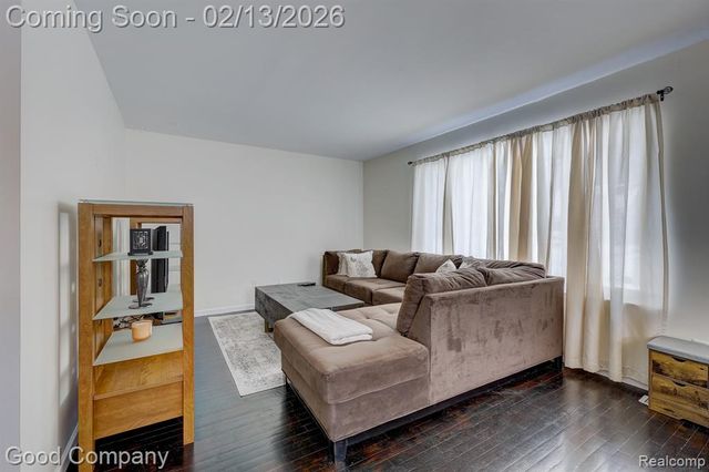 2863 Columbia Road, Berkley, MI 48072