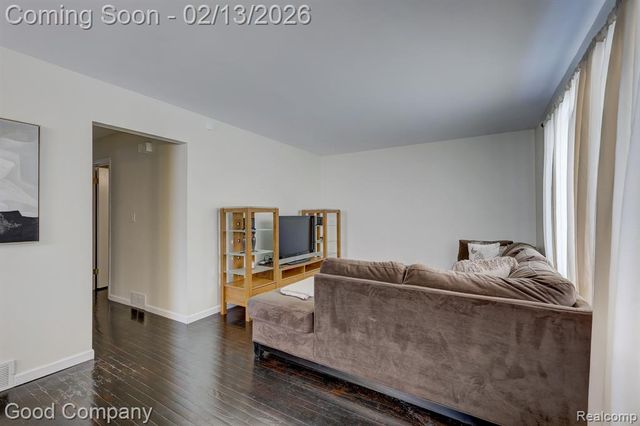 2863 Columbia Road, Berkley, MI 48072