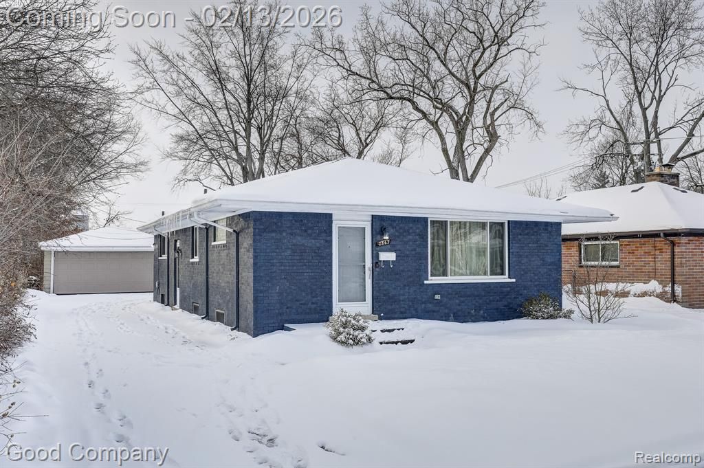 2863 Columbia Road, Berkley, MI 48072