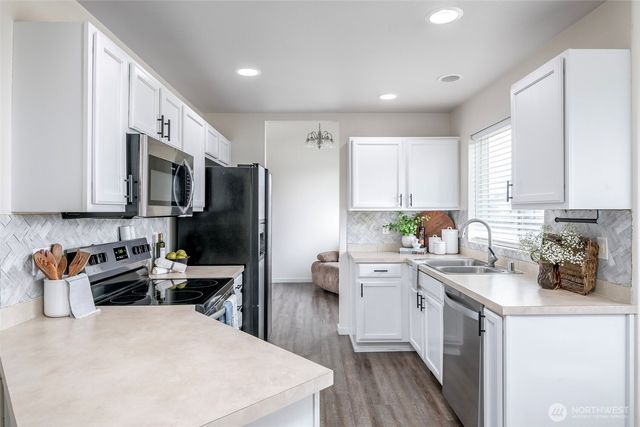 16614 Greenleaf Avenue SE, Yelm, WA 98597