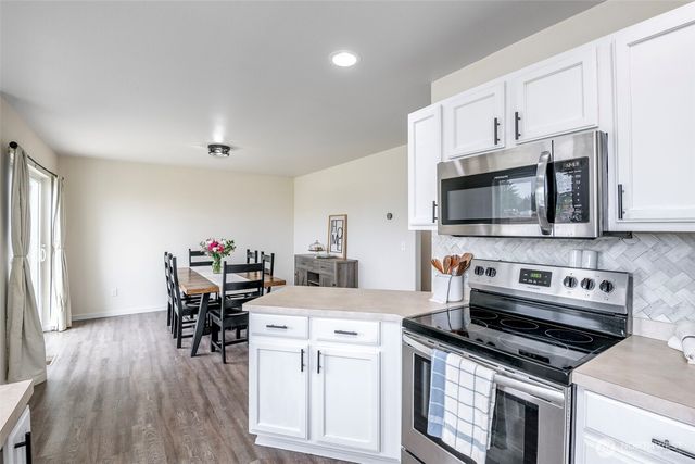 16614 Greenleaf Avenue SE, Yelm, WA 98597