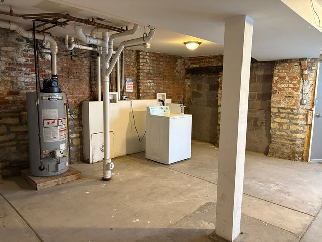 1527 E 66th Place, Chicago, IL 60637