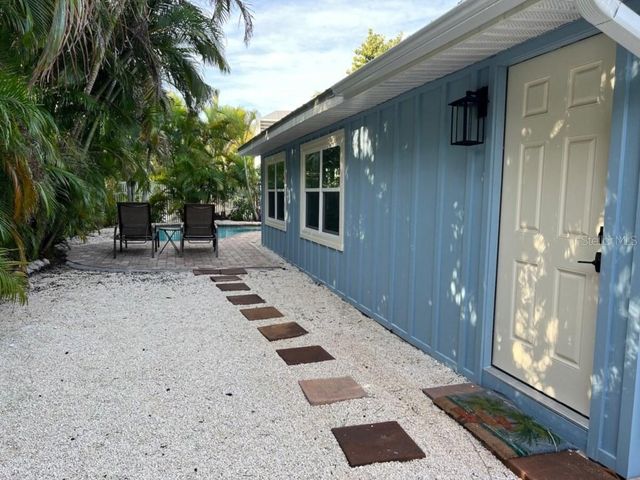 311 66TH STREET, Bradenton Beach, FL 34217