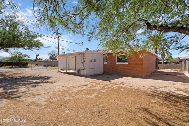 5859 E 33rd, Tucson, AZ 85711