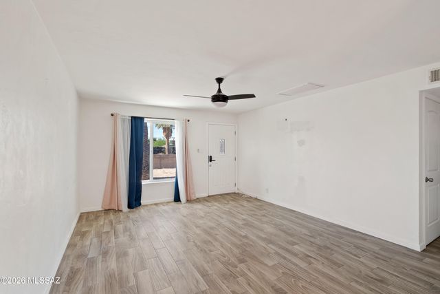 5859 E 33rd, Tucson, AZ 85711