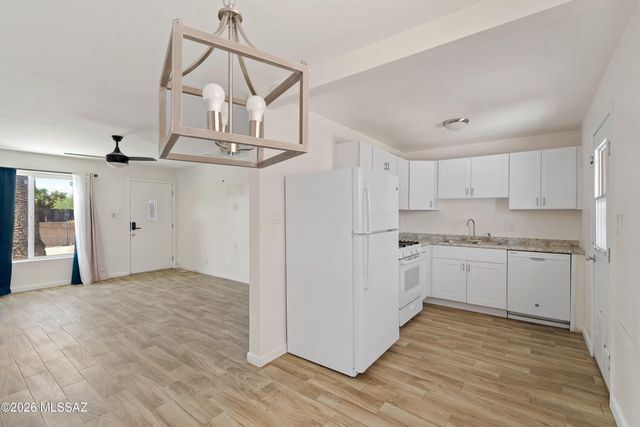 5859 E 33rd, Tucson, AZ 85711