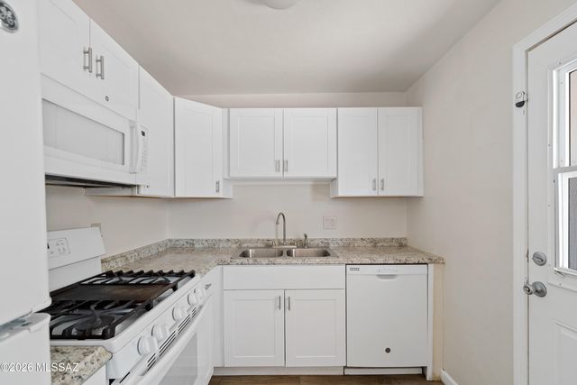 5859 E 33rd, Tucson, AZ 85711