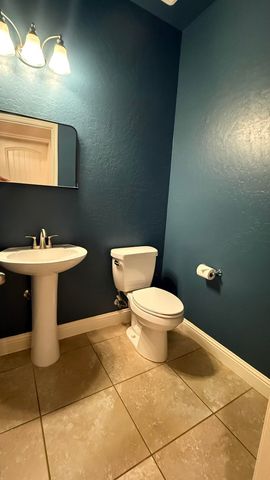 2315 N Elm Street, Visalia, CA 93291