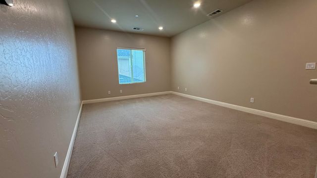 2315 N Elm Street, Visalia, CA 93291