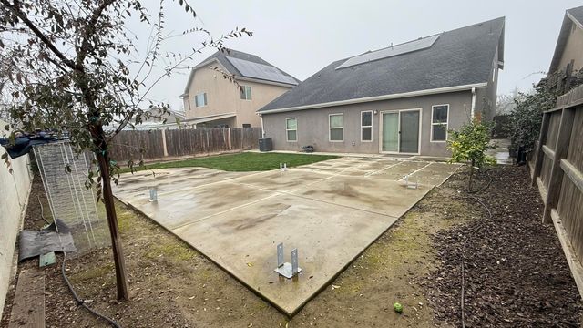 2315 N Elm Street, Visalia, CA 93291