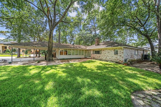 6143 Pebble Beach Drive, Houston, TX 77069
