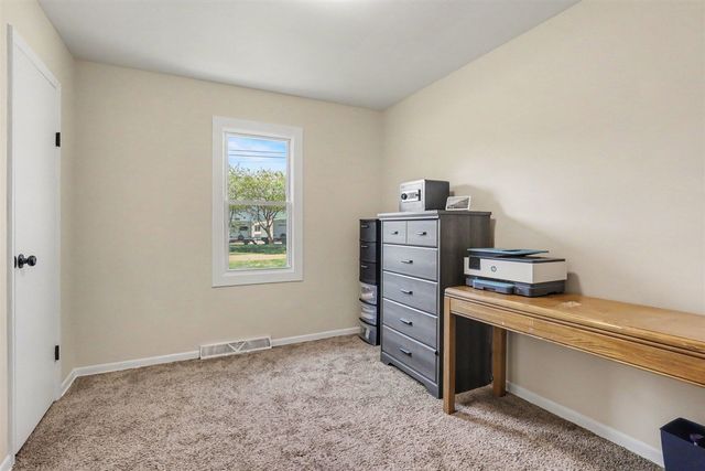 67 Gaines Street, Grand Rapids, MI 49548