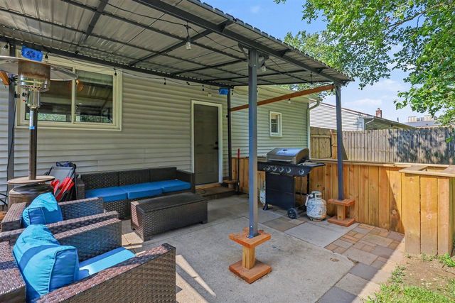 67 Gaines Street, Grand Rapids, MI 49548