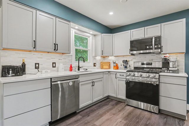 67 Gaines Street, Grand Rapids, MI 49548
