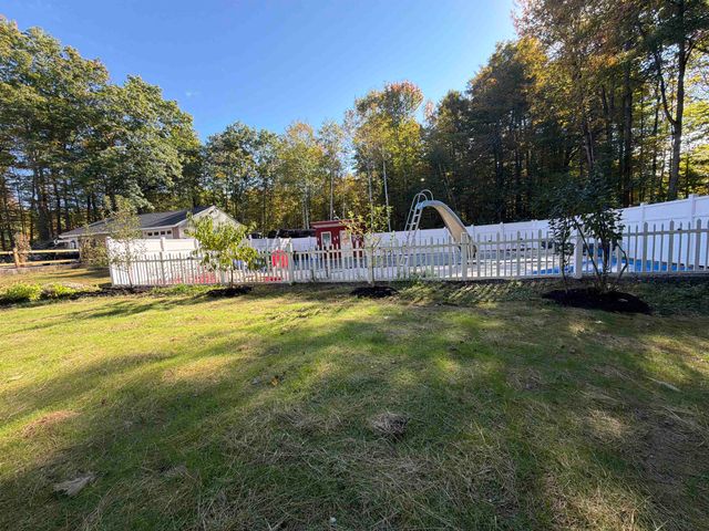 7017 Pleasant Street Extension, Loudon, NH 03307