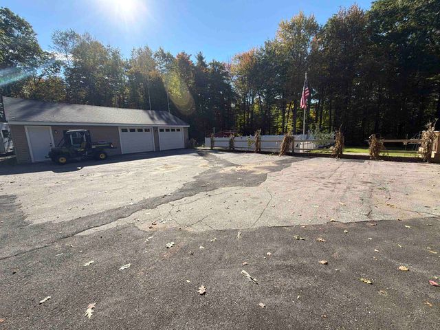 7017 Pleasant Street Extension, Loudon, NH 03307