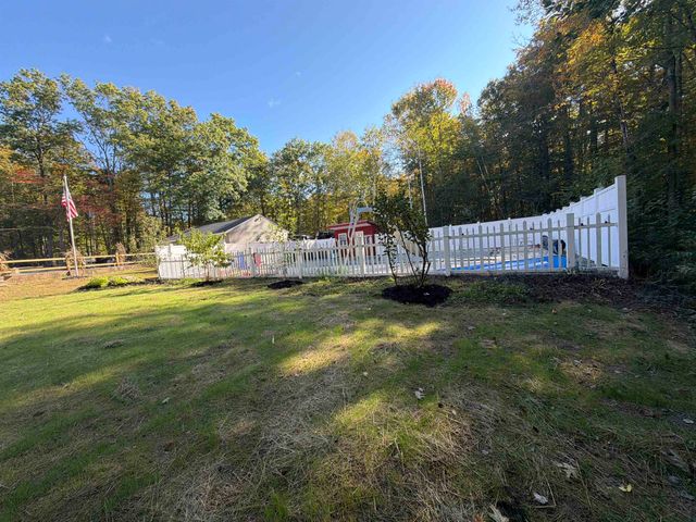 7017 Pleasant Street Extension, Loudon, NH 03307