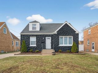 6046 N Oriole Avenue, Chicago, IL 60631