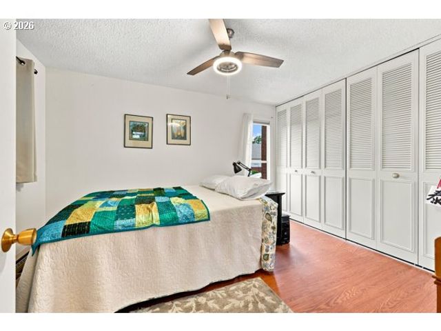 15100 Sw CROWN Dr 1, King City, OR 97224