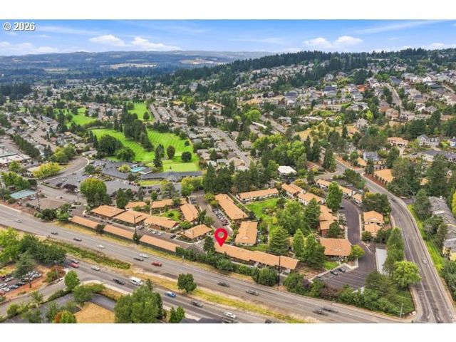 15100 Sw CROWN Dr 1, King City, OR 97224