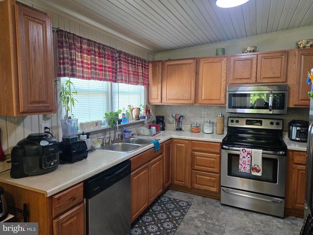 502 S 3RD AVENUE S, Lebanon, PA 17042