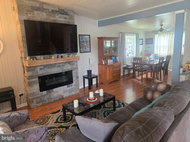502 S 3RD AVENUE S, Lebanon, PA 17042