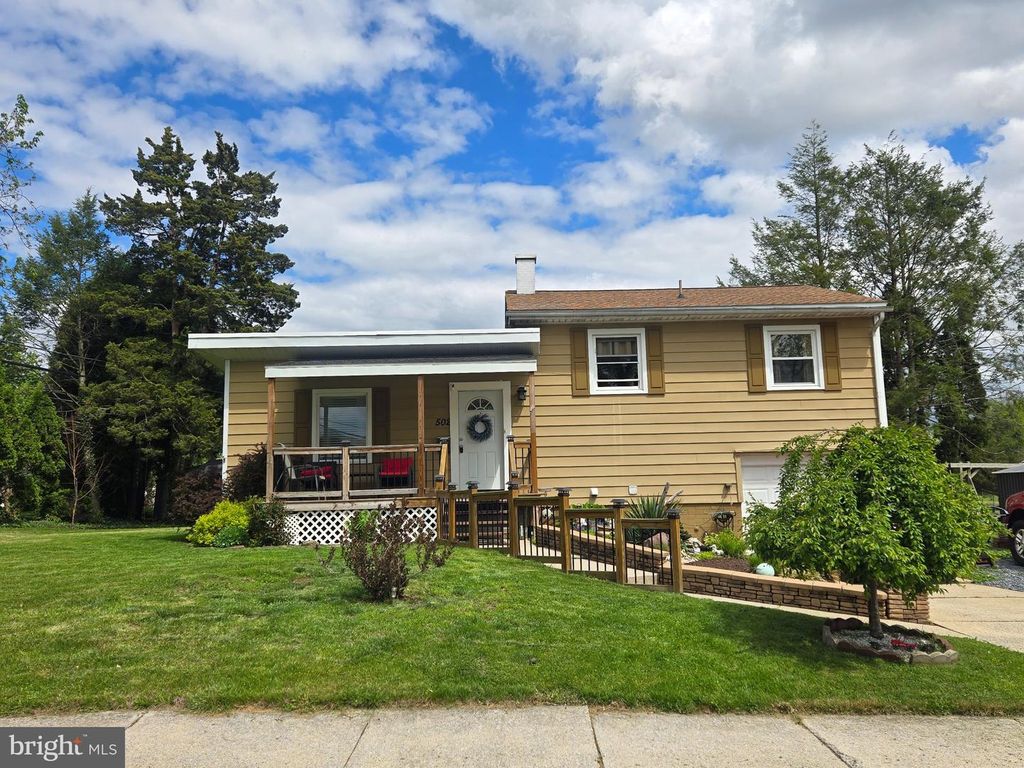502 S 3RD AVENUE S, Lebanon, PA 17042