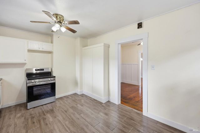 220 Carrillo St, Santa Rosa, CA 95401